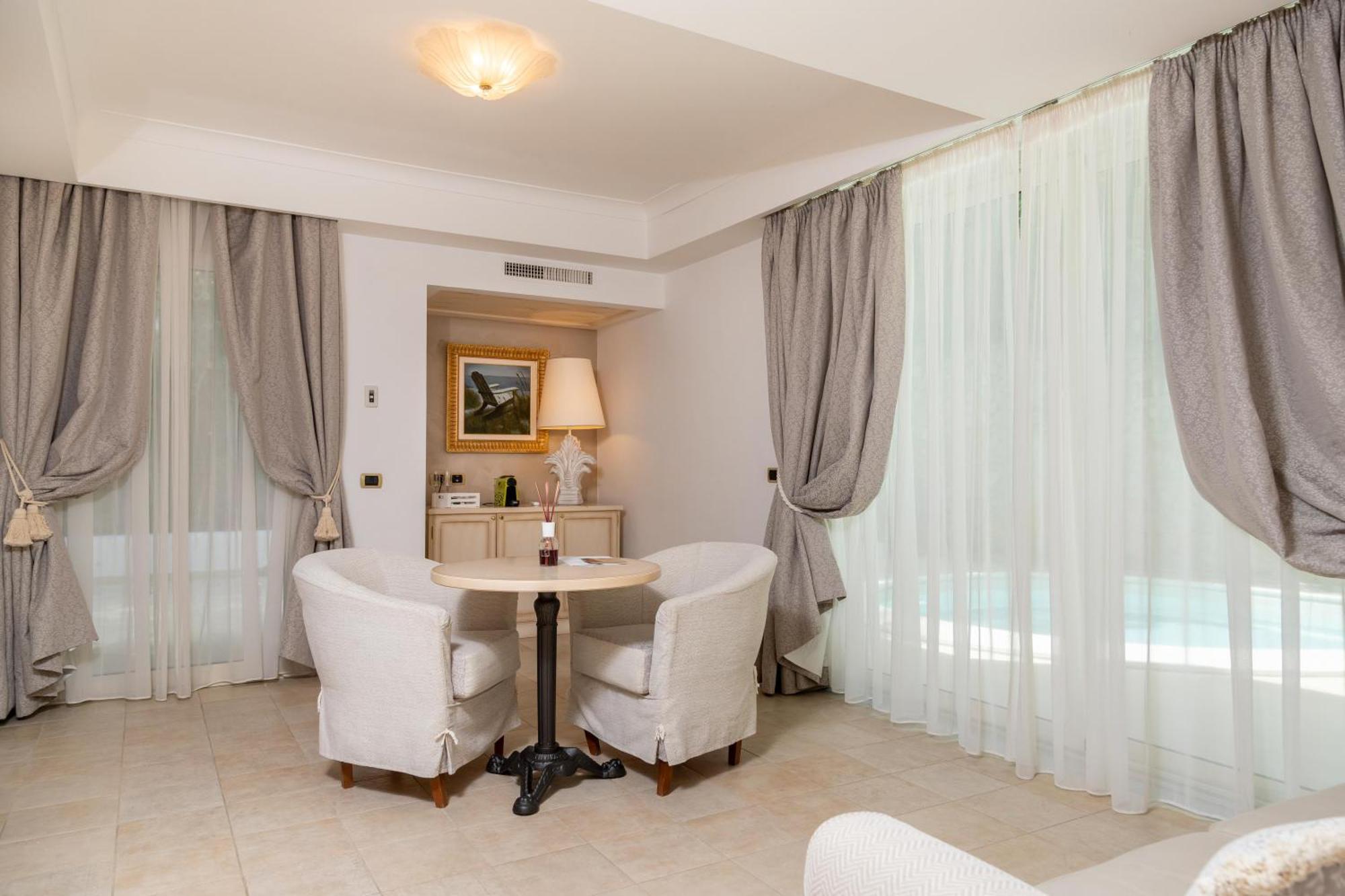 Hotel Ah Premium Baia Dei Faraglioni Mattinata Exteriér fotografie